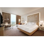 Deluxe værelse med Kingsize seng at Hilton Copenhagen Airport